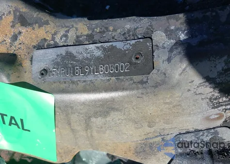 2000 Ford Expedition Eddie Bauer z USA, uszkodzony, nr VIN 1FMPU18L9YLB08002